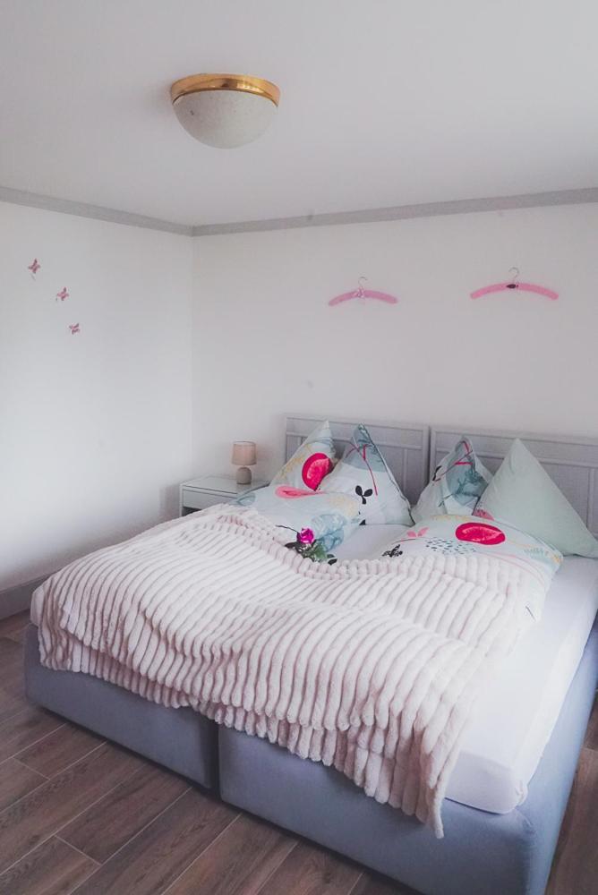 Dreierzimmer Darligen Ngoại thất bức ảnh